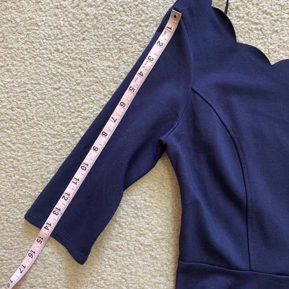 Lulu’s Medium Scalloped Scoop Neck MIDI dress - Picture 15 of 16